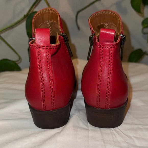 Lucky Brand Red Leather Ankle Booties with Side Zip Like New - Picture 4 of 6